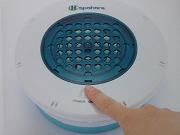 ���f���C�X�p�[���̓d���X�C�b�`�͊ȒP����